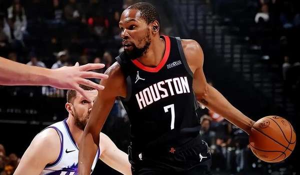 赛季至今，薪资最高的十名球员表现如何？一人超神，两人断崖下滑